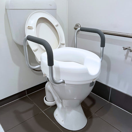 4" Raised Toilet Seat With Armrests