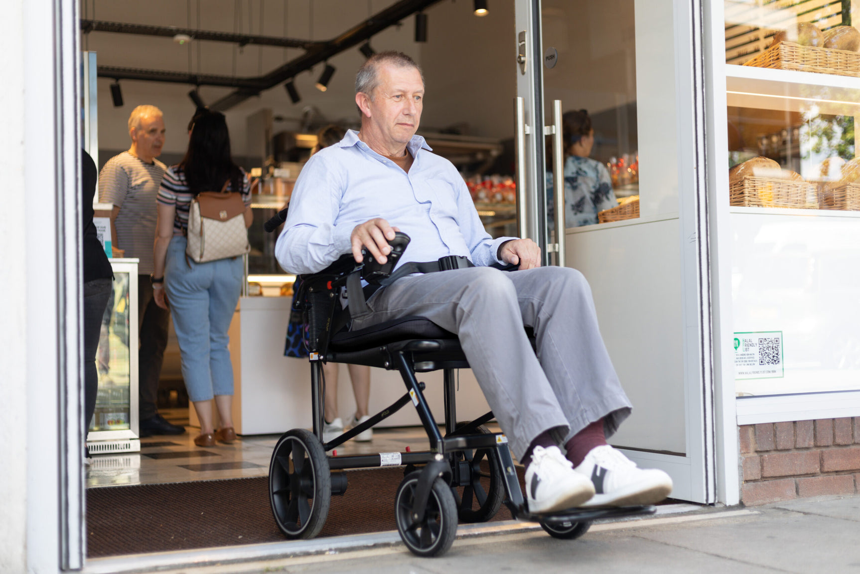 eFOLDi Navigator Powerchair